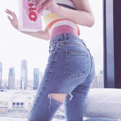 盐镇的女人们，自己救自己